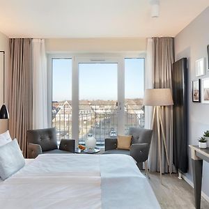 Standard Zimmer mit Kingsize-Bett